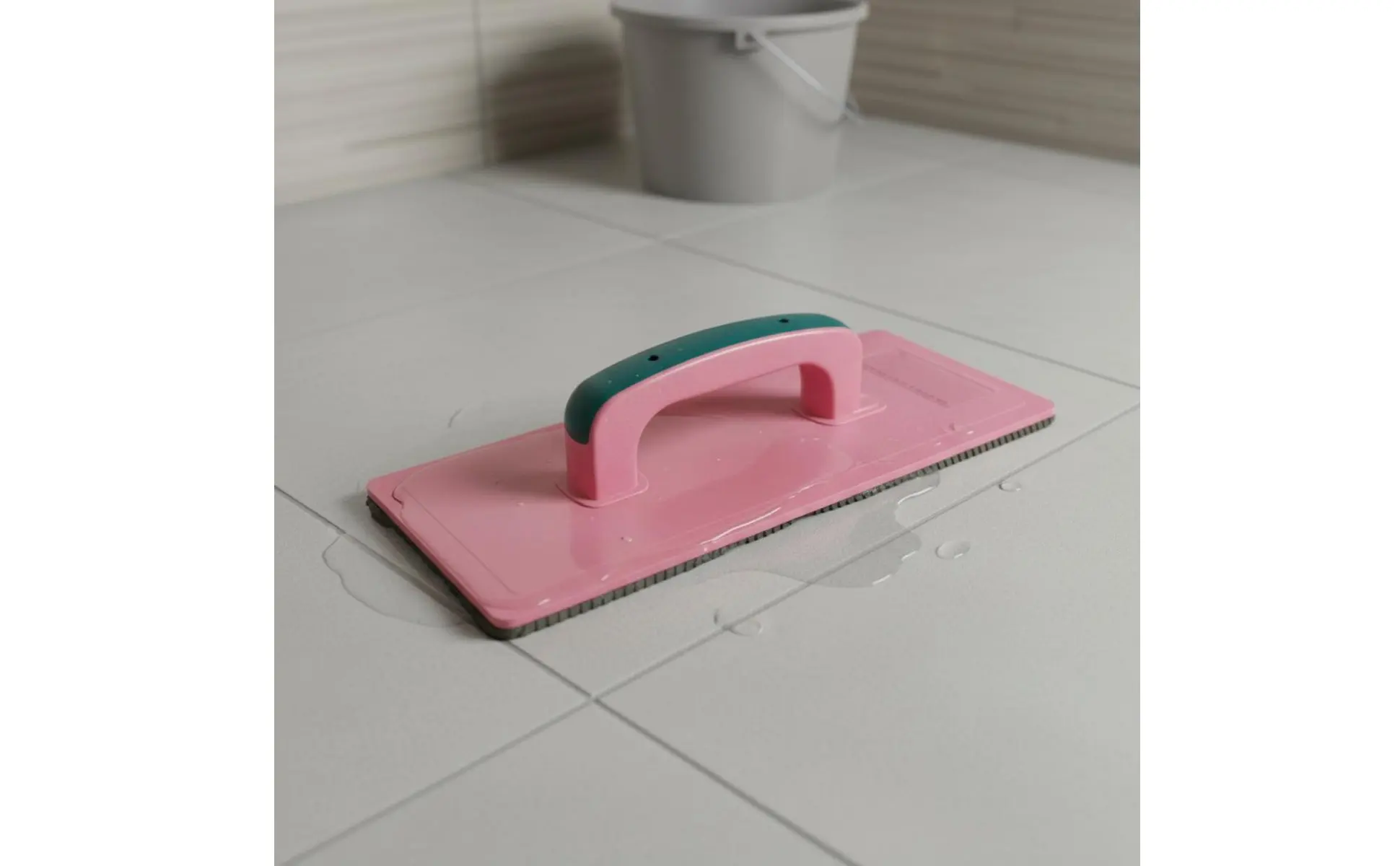 Detalle del mango ergonómico para agarre cómodo