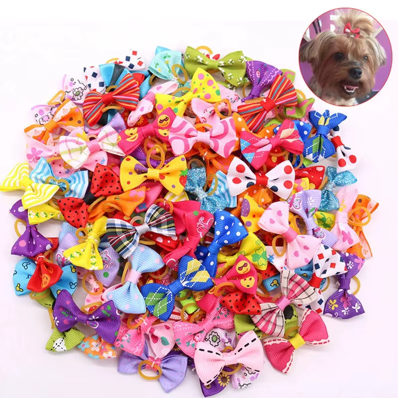 Lazos variados para perros y gatos mostrando los colores mezclados