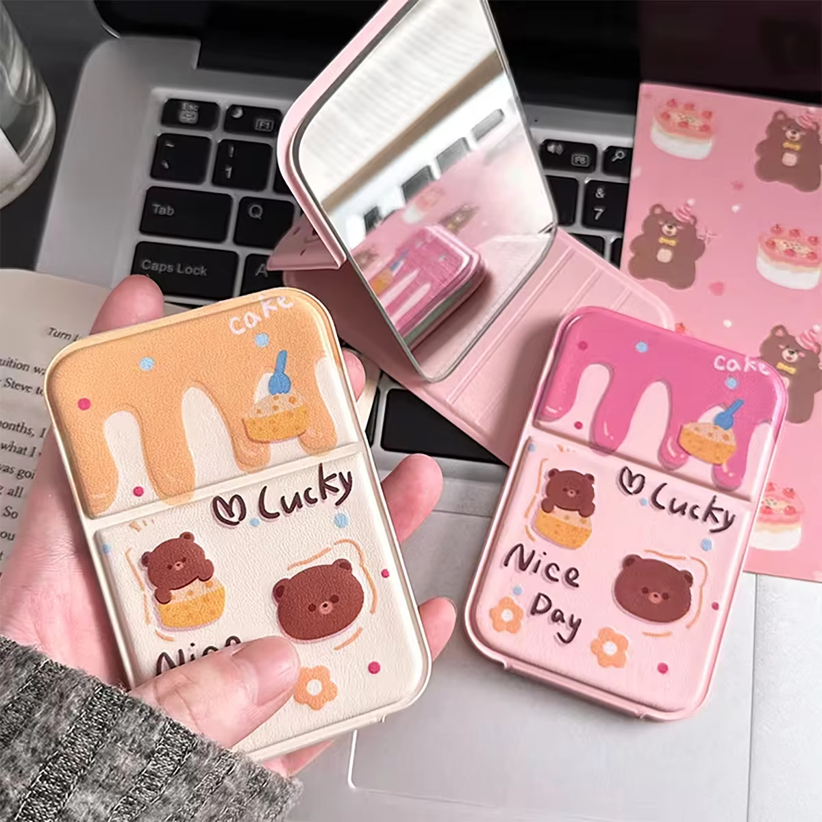 Espejo de maquillaje plegable portátil con diseño de oso de queso - imagen 4