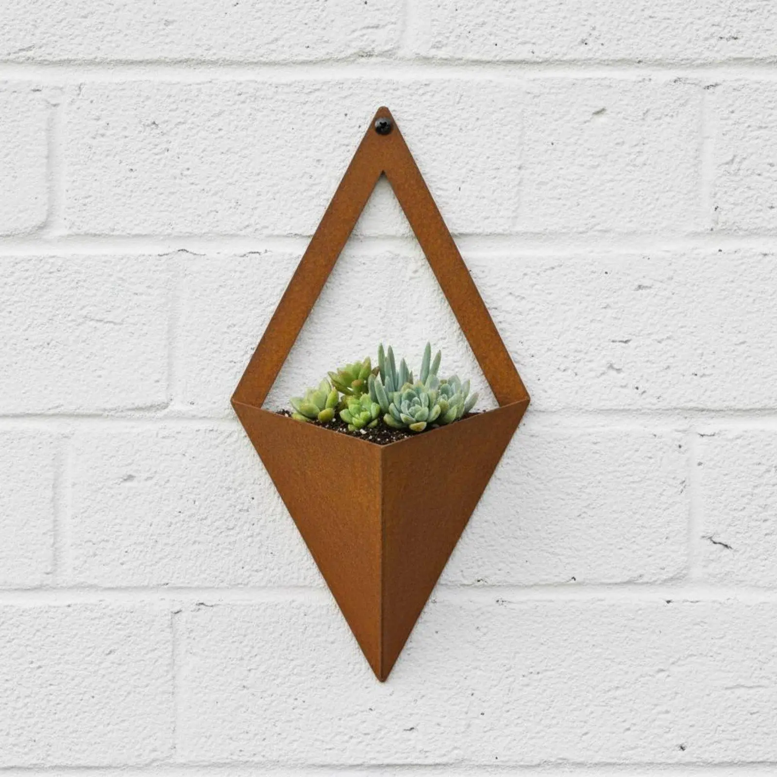 Maceta de pared metálica con diseño rústico en forma de rombo - imagen 2