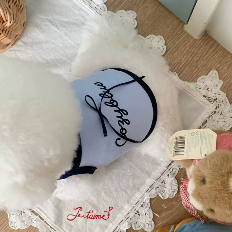 Chaleco de lujo para mascotas con estampado moderno