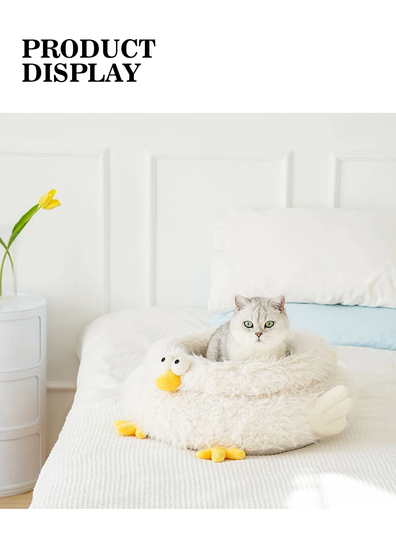 Detalle del material de felpa de la cama para gatos
