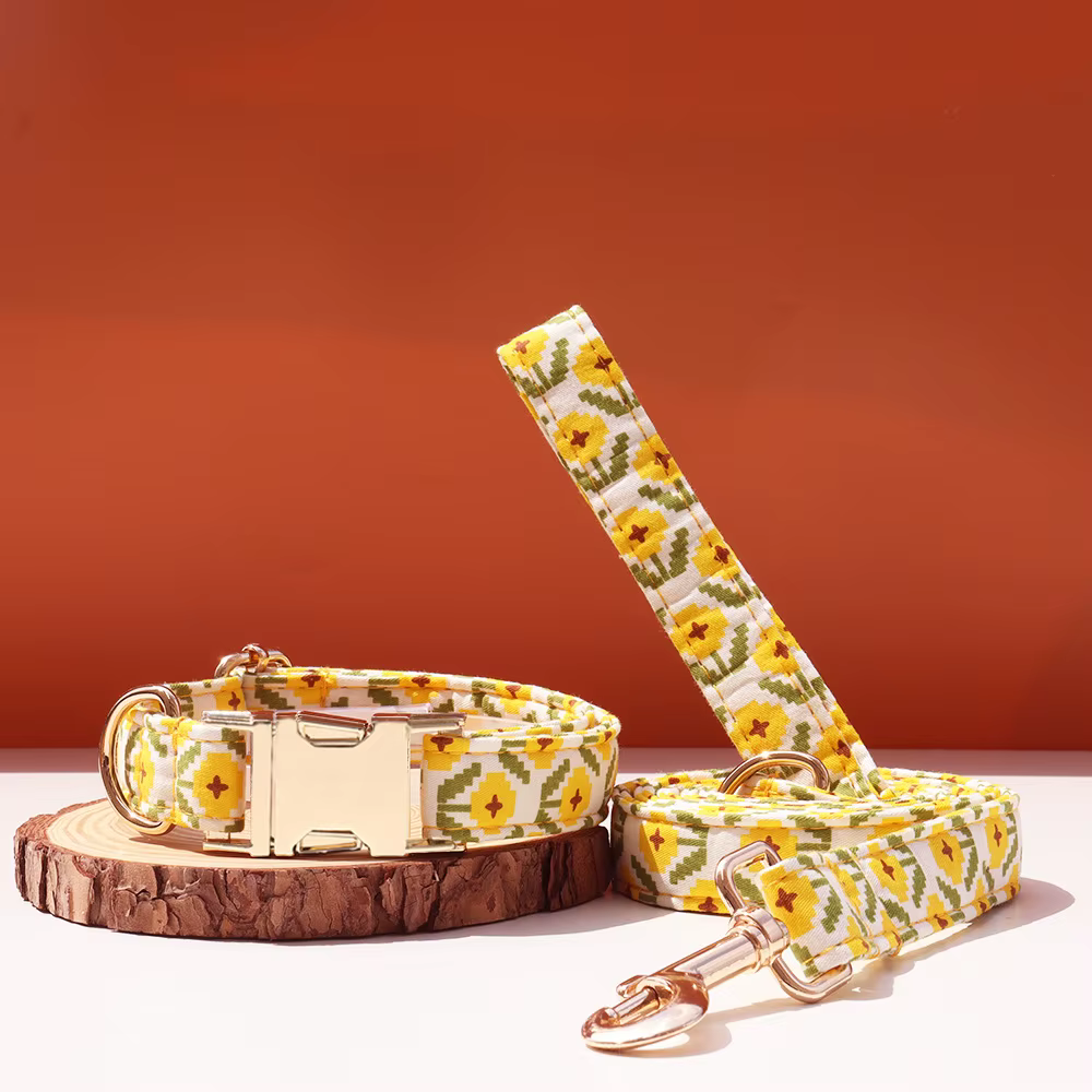 Collar personalizado para perro con flores píxeles y grabado - imagen 3