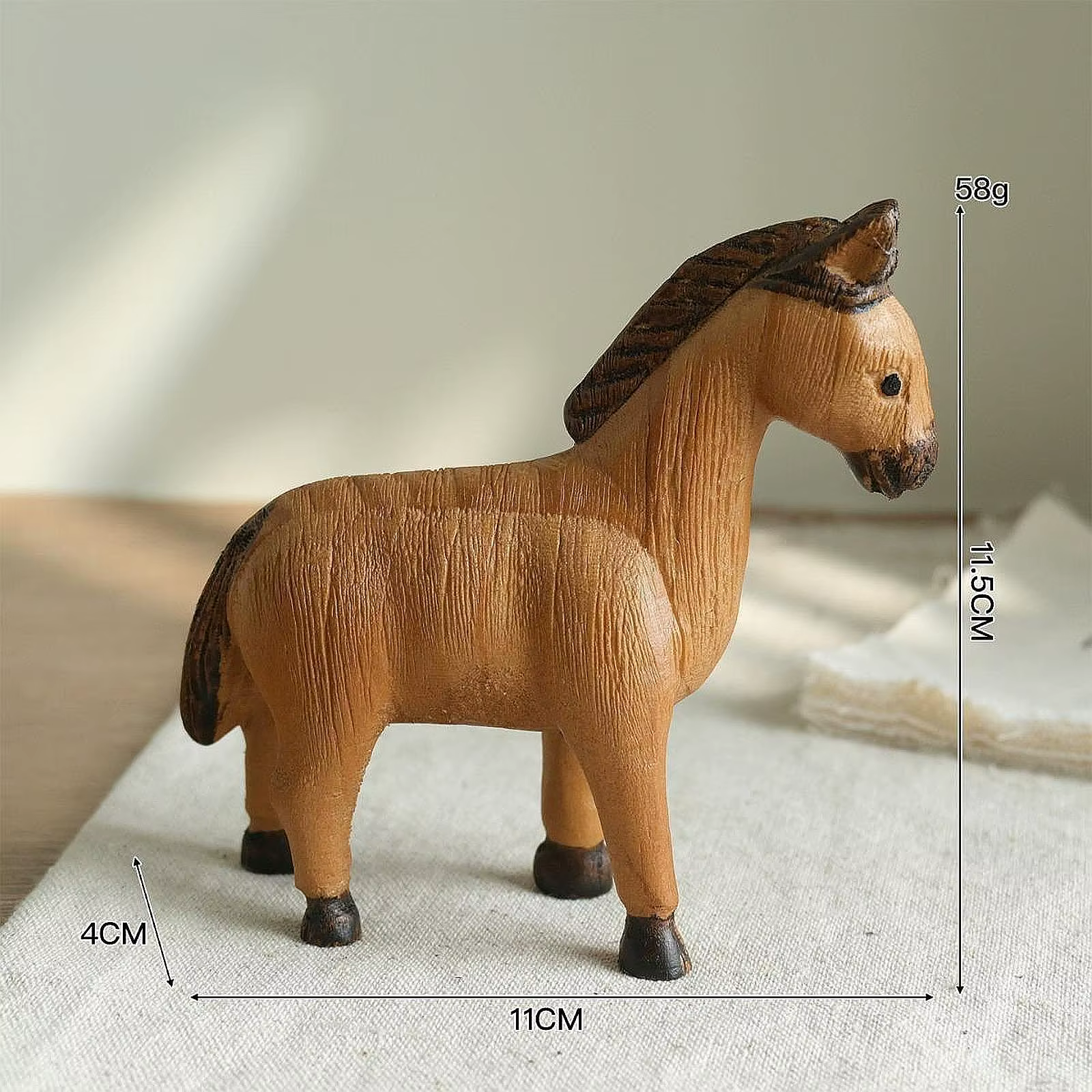 Figura decorativa de madera con caballo artesanal para gatos y perros - imagen 5