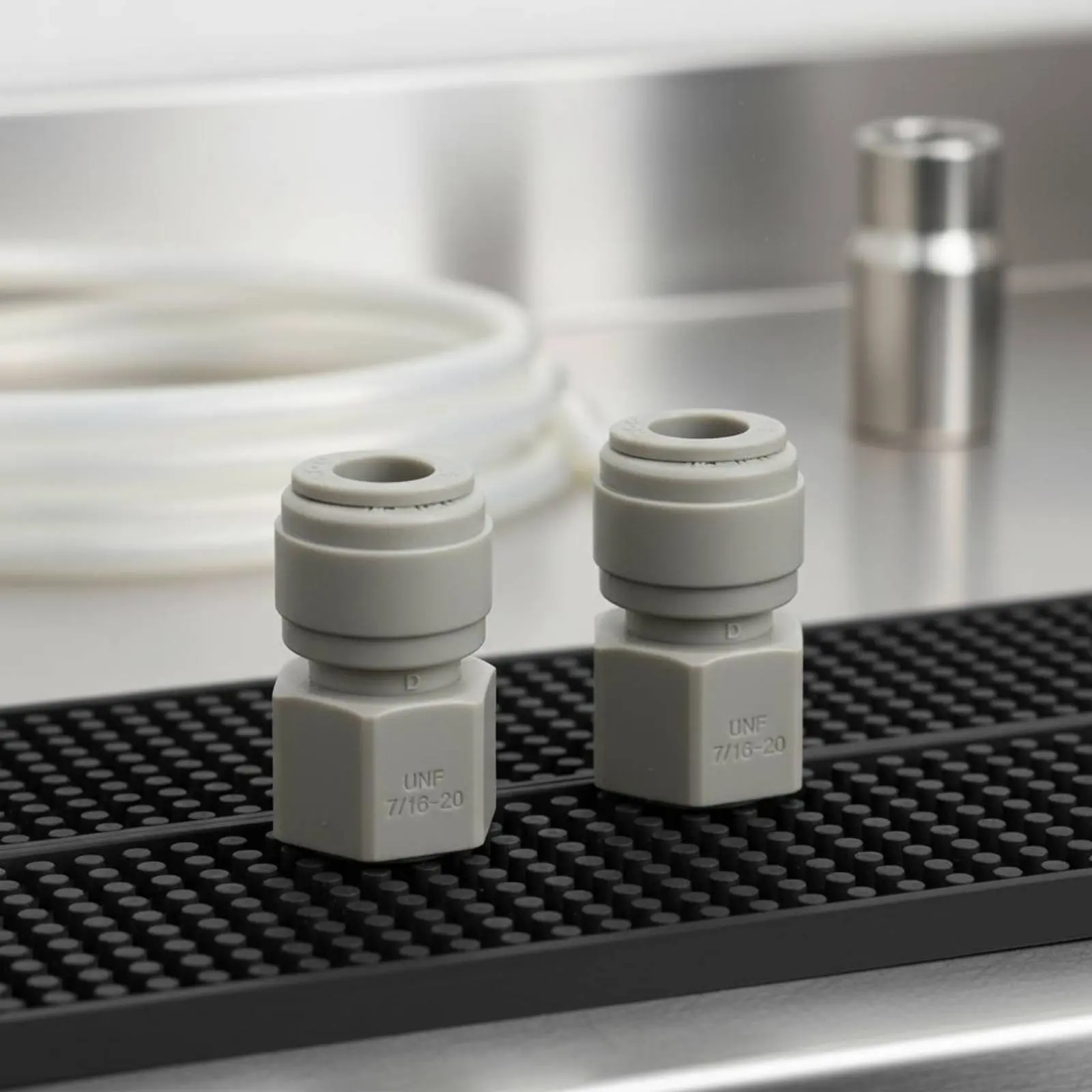 Conector de desconexión rápida para bebedero de gatos y perros - imagen 5