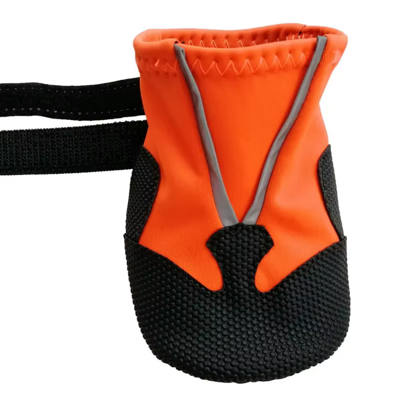 Cubrecalzado antideslizante para caminatas