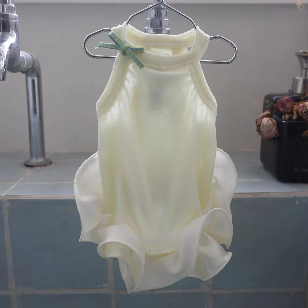 Vestido princesa con volantes para perro dachshund color amarillo - imagen 3