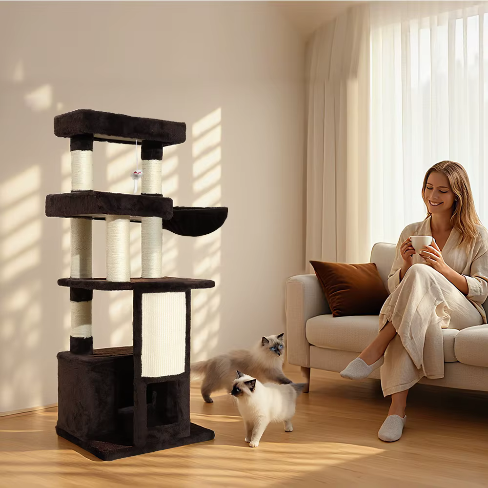 Vista del árbol para gatos de 5 niveles con postes rascadores