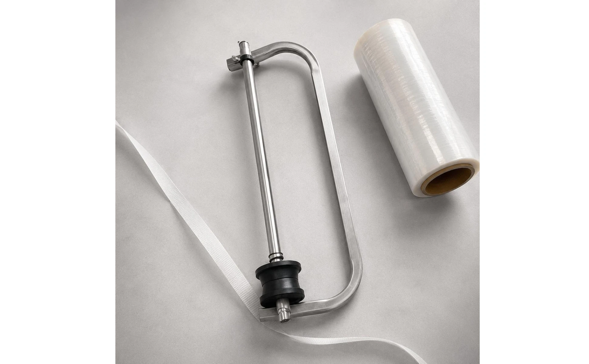 Soporte cilíndrico para mantener el rollo estable