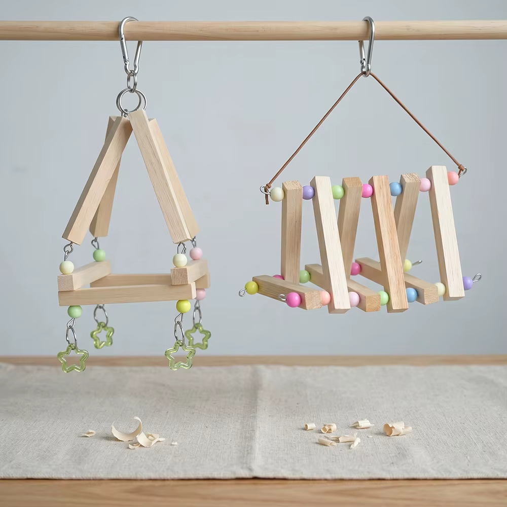 Juguete de madera para loros: columpio colgante y escalera