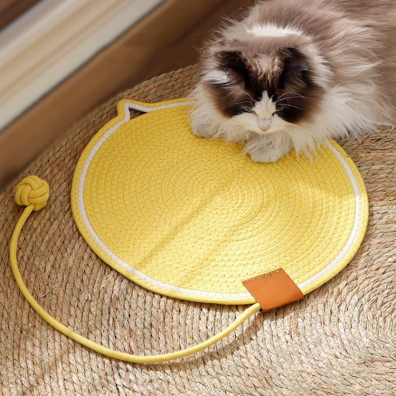Instalación de almohadilla rascadora para gato