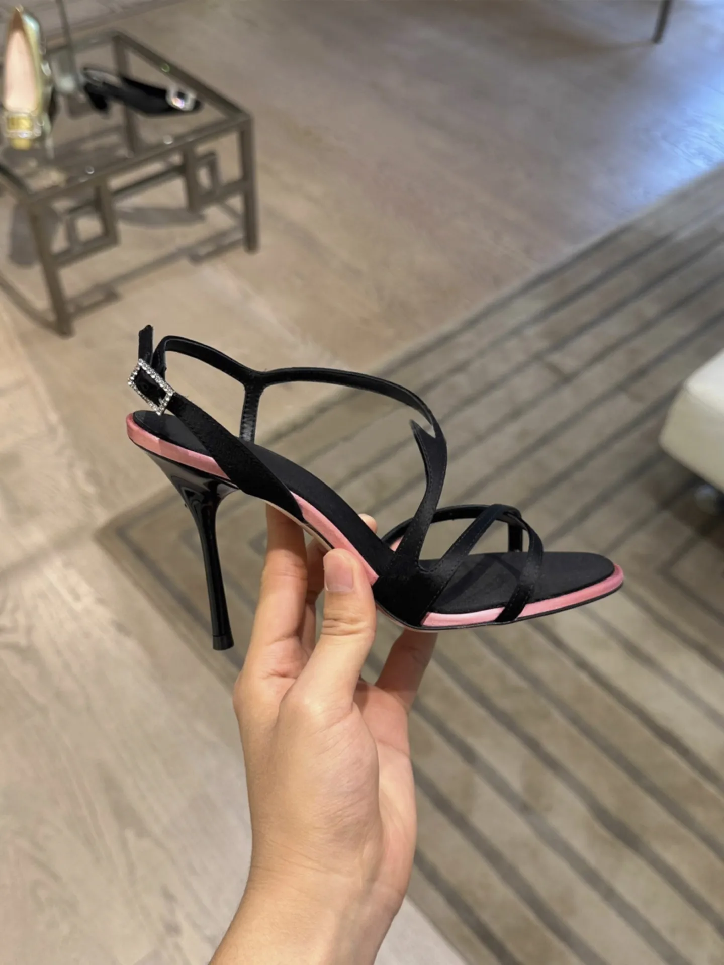 Sandalias TULX detalle de la correa