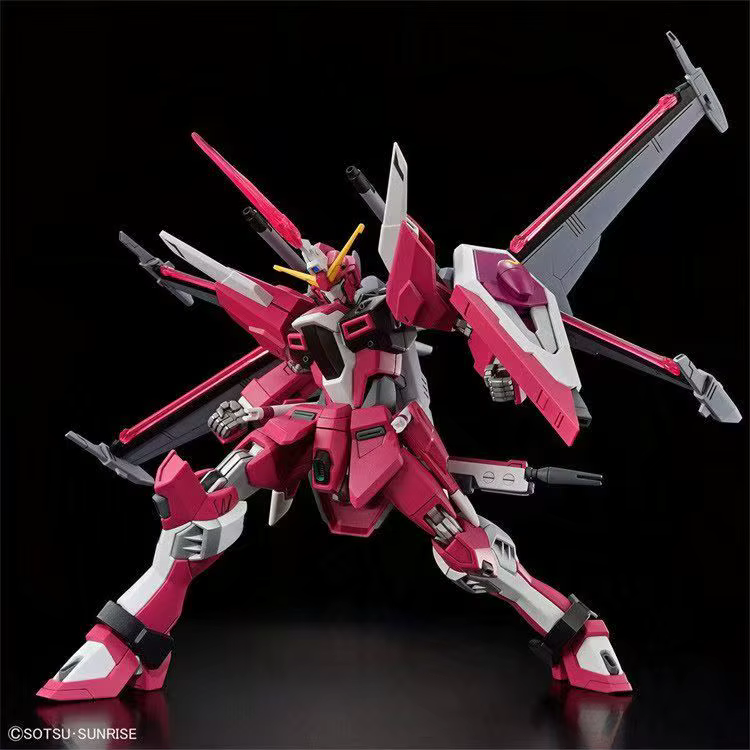 Gunpla Bandai Infinite Justice Gundam 1/144 – Figura Premium Coleccionable