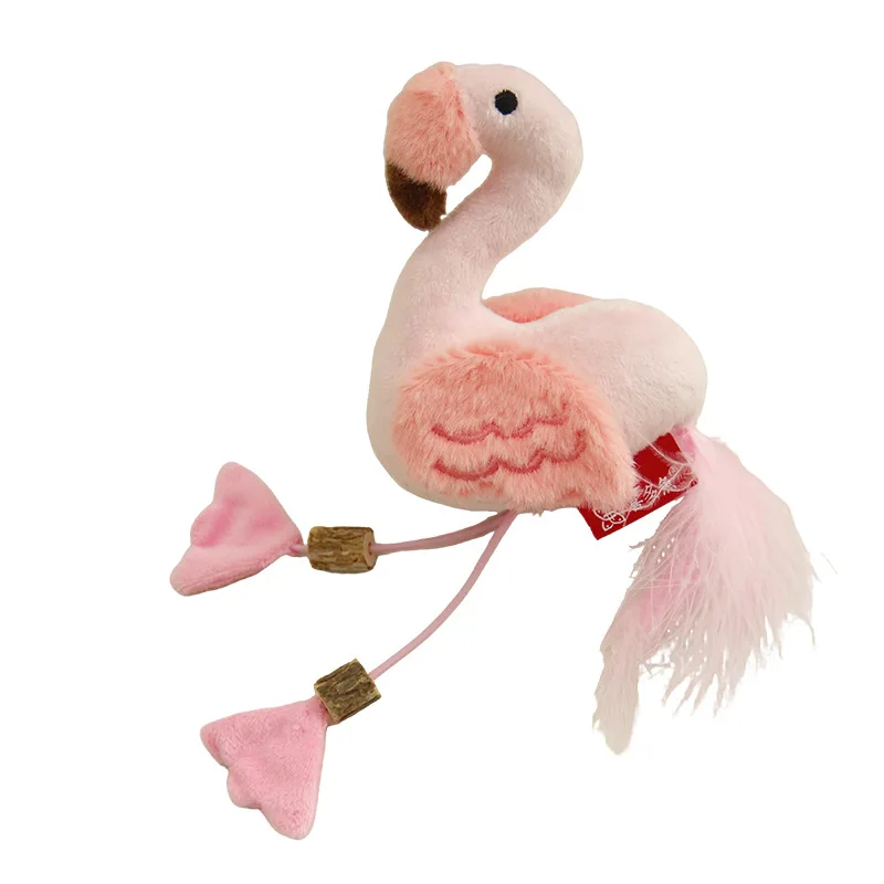 Juguete de peluche para gatos sobre superficie suave, vista general del producto