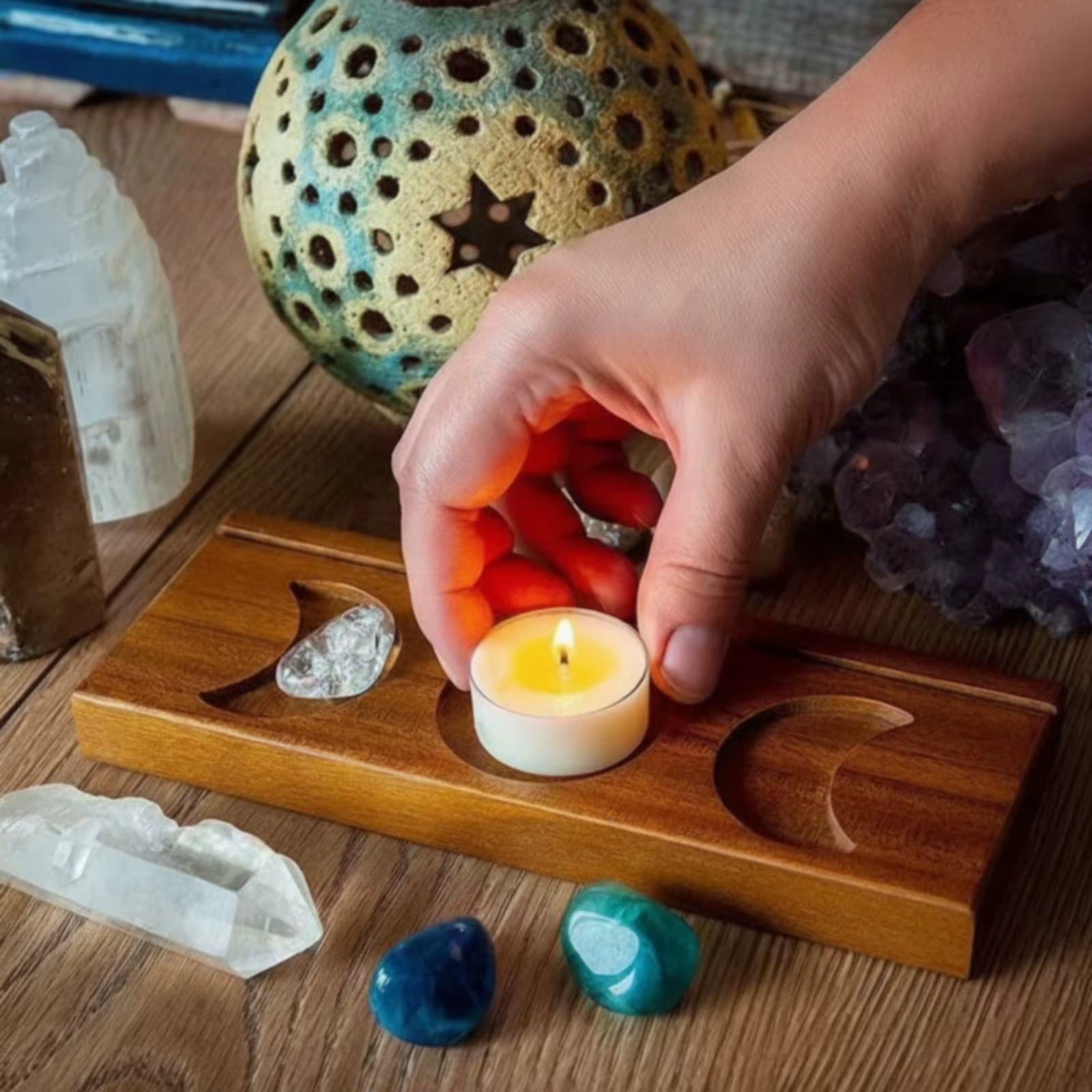 Soporte de madera para tarjetas de mesa – Cartelero delgado y estable - imagen 2