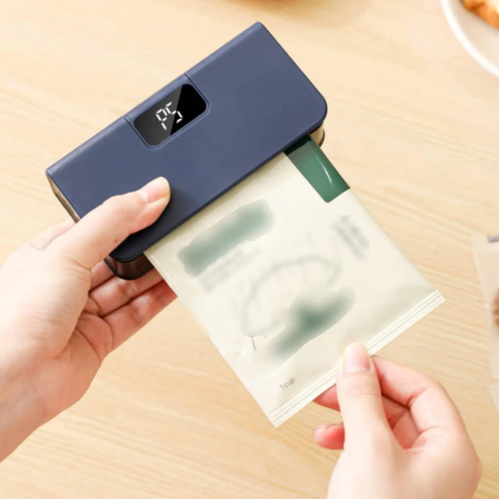 Selladora de bolsas portátil recargable para alimentos - imagen 2
