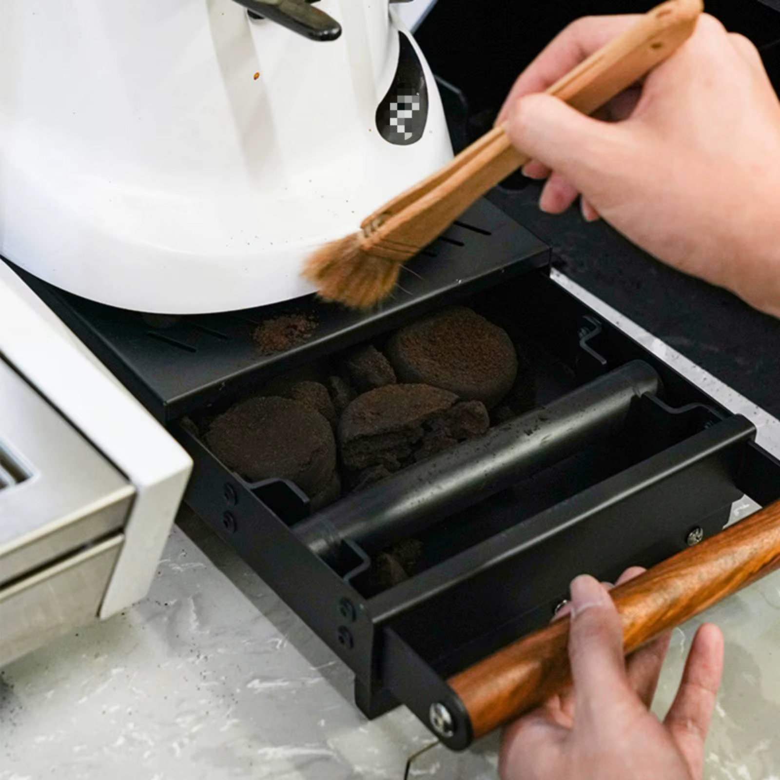 Caja Golpeadora para Café Espresso Anti-Ruido y Disipación de Calor - imagen 4