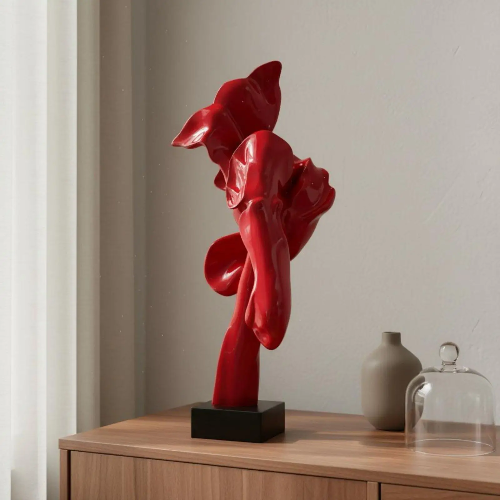 Detalle de la escultura abstracta moderna con acabado liso en resina
