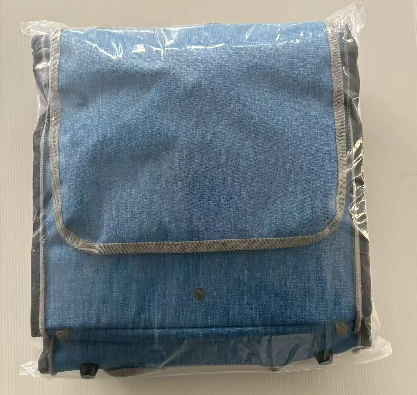 Mochila expandible vista lateral con ventilation