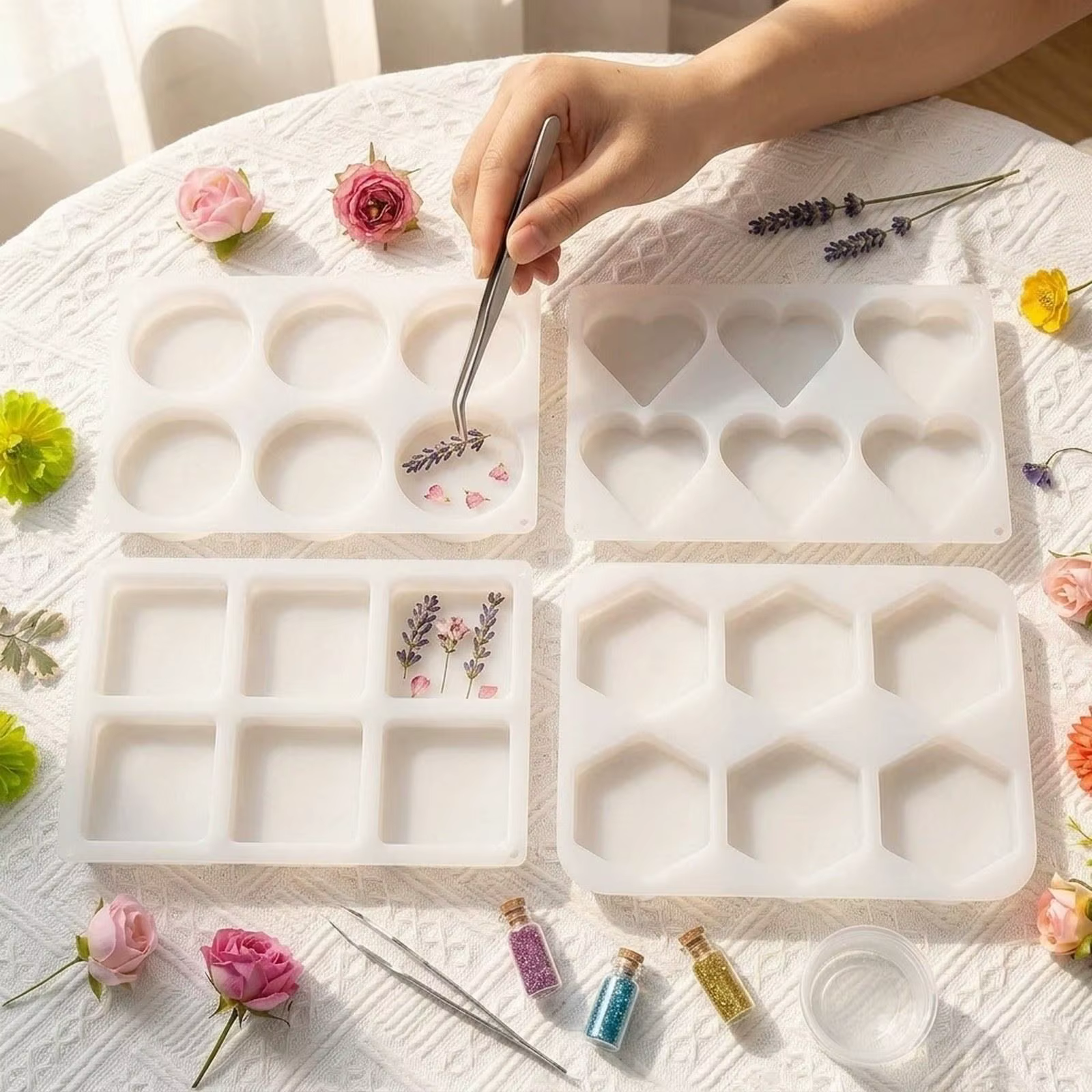 Pack 4 moldes silicona posavasos resina – Redondo, cuadrado y corazón