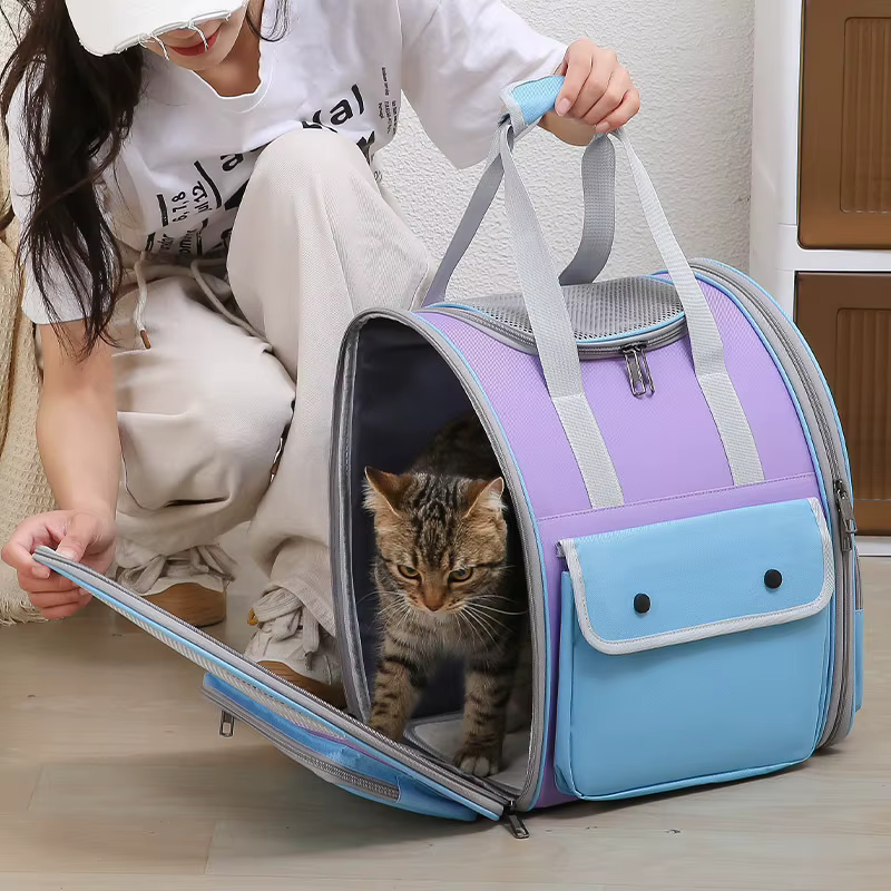 Mochila transportín transpirable para gatos y perros pequeños - imagen 2