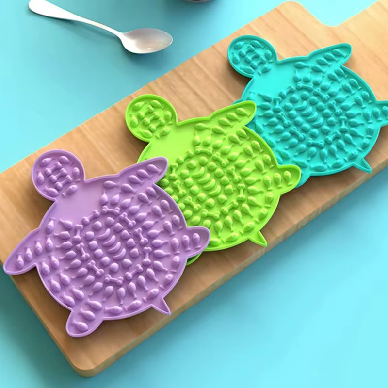 Plato silicone antideslizante para perros – Fuentecilla turtle para alimentación lenta - imagen 2