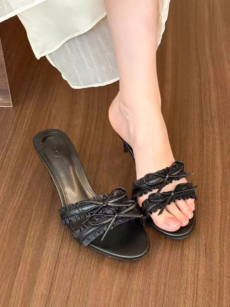 Sandalias Tulx en ambiente urbano