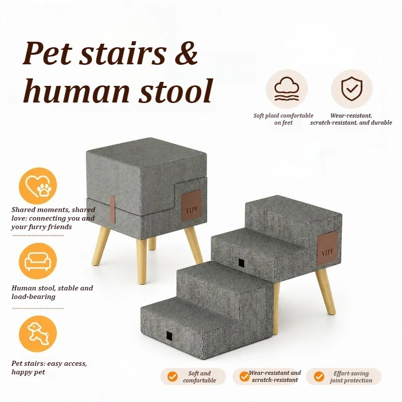 Escalera plegable para perros junto a un sofá