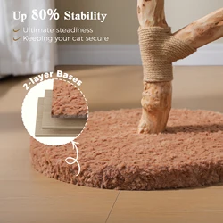 Árbol rascador de madera con cama de mimbre y postes de sisal