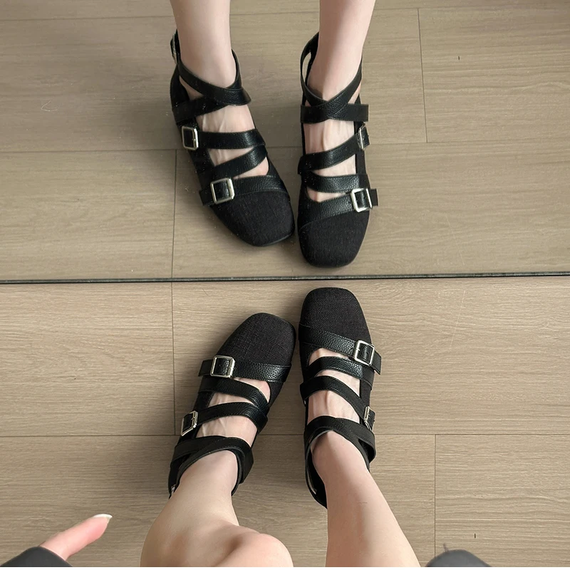Zapatos en color beige combinables con diferentes outfits