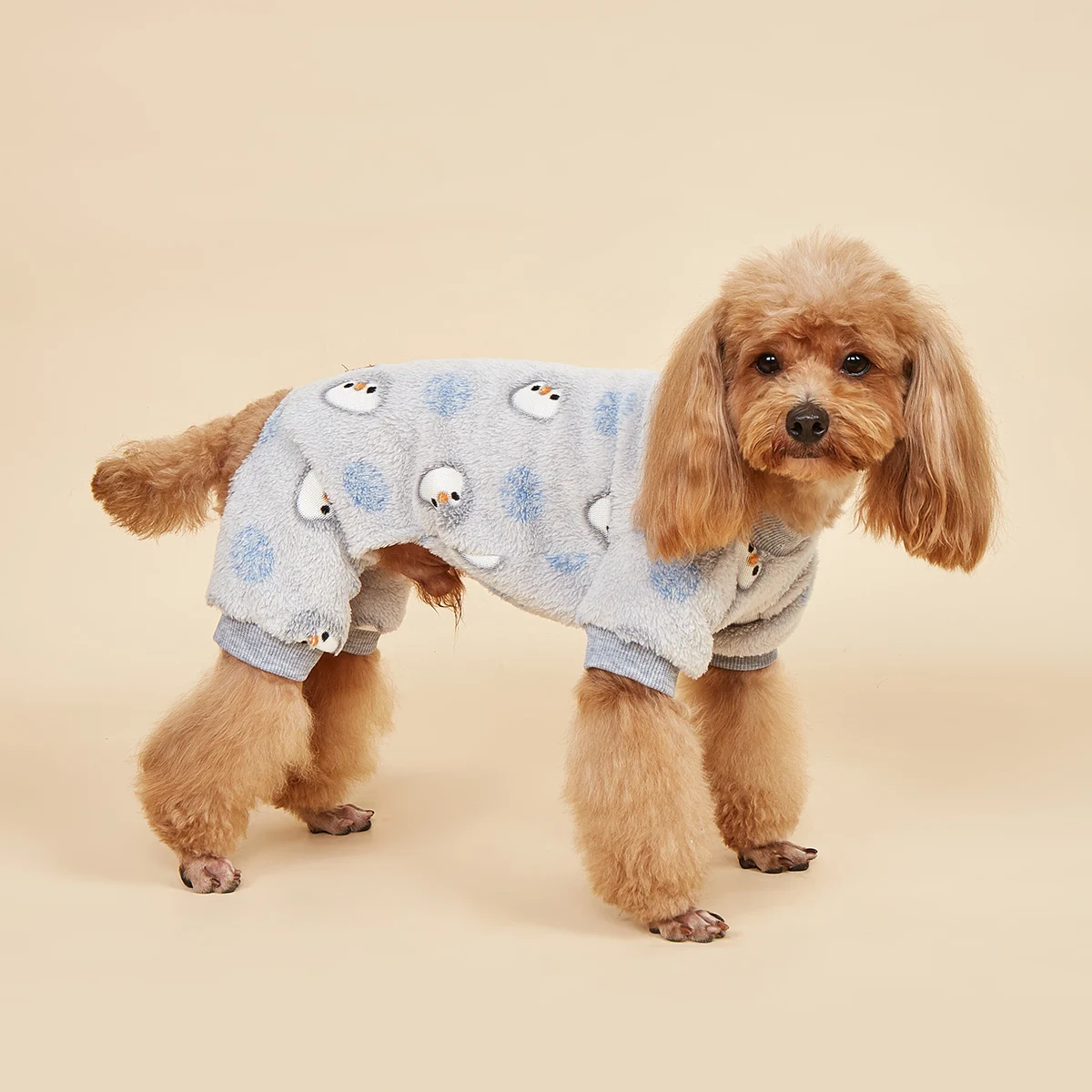 Pijama de peluche para perro pequeño uso