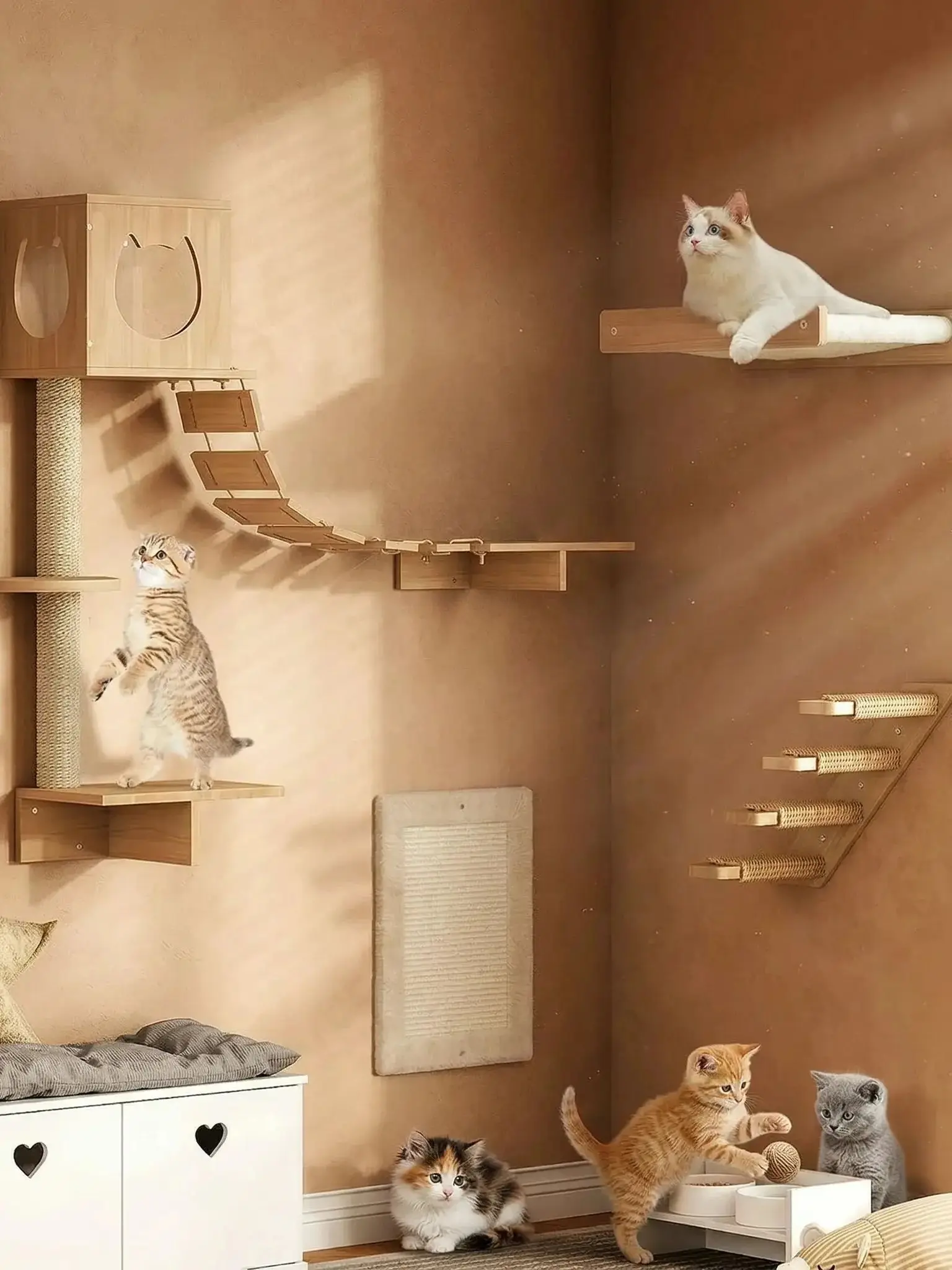 Torre de escalada para múltiples gatos
