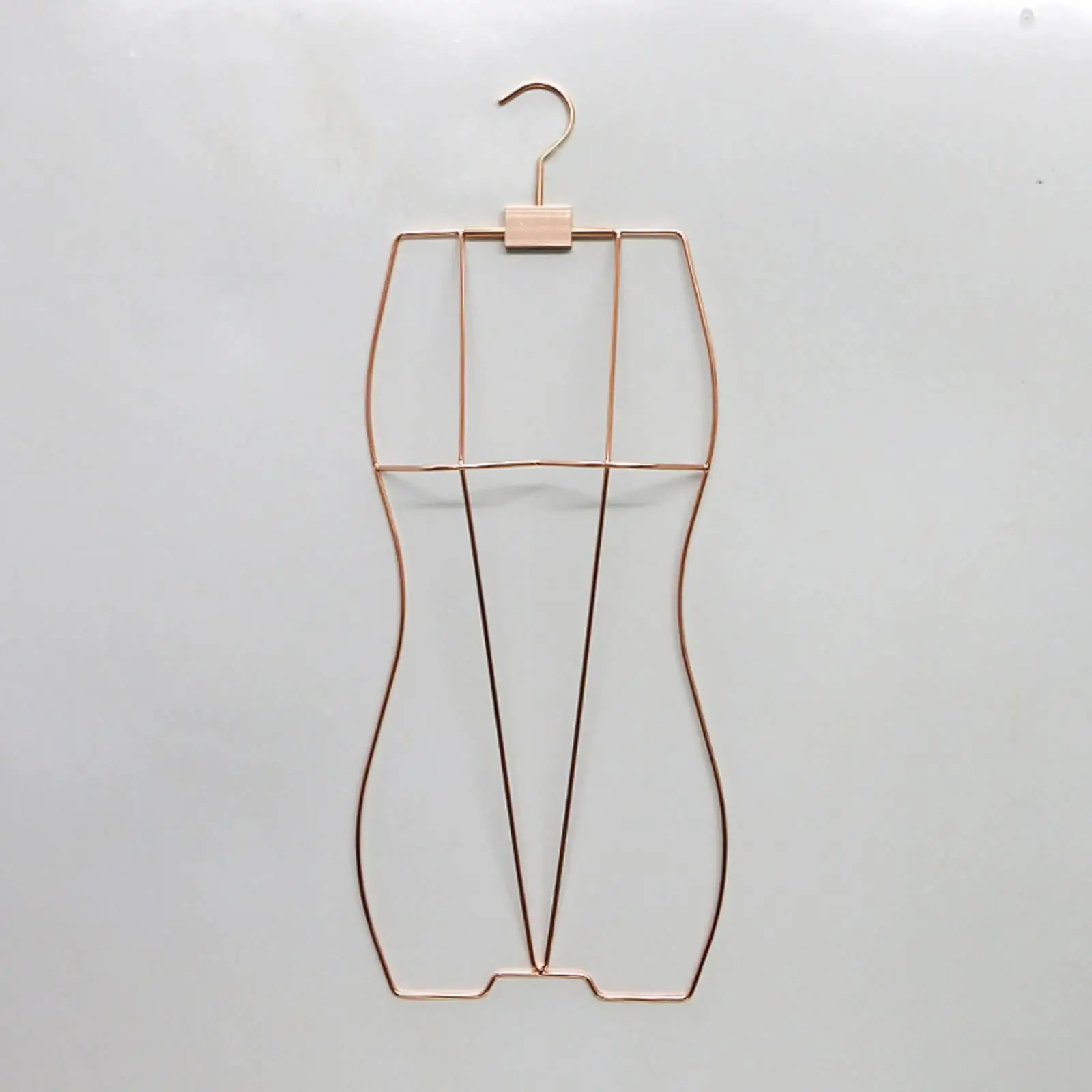 Percha en forma de cuerpo para colgar bañadores y ropa de mujer
