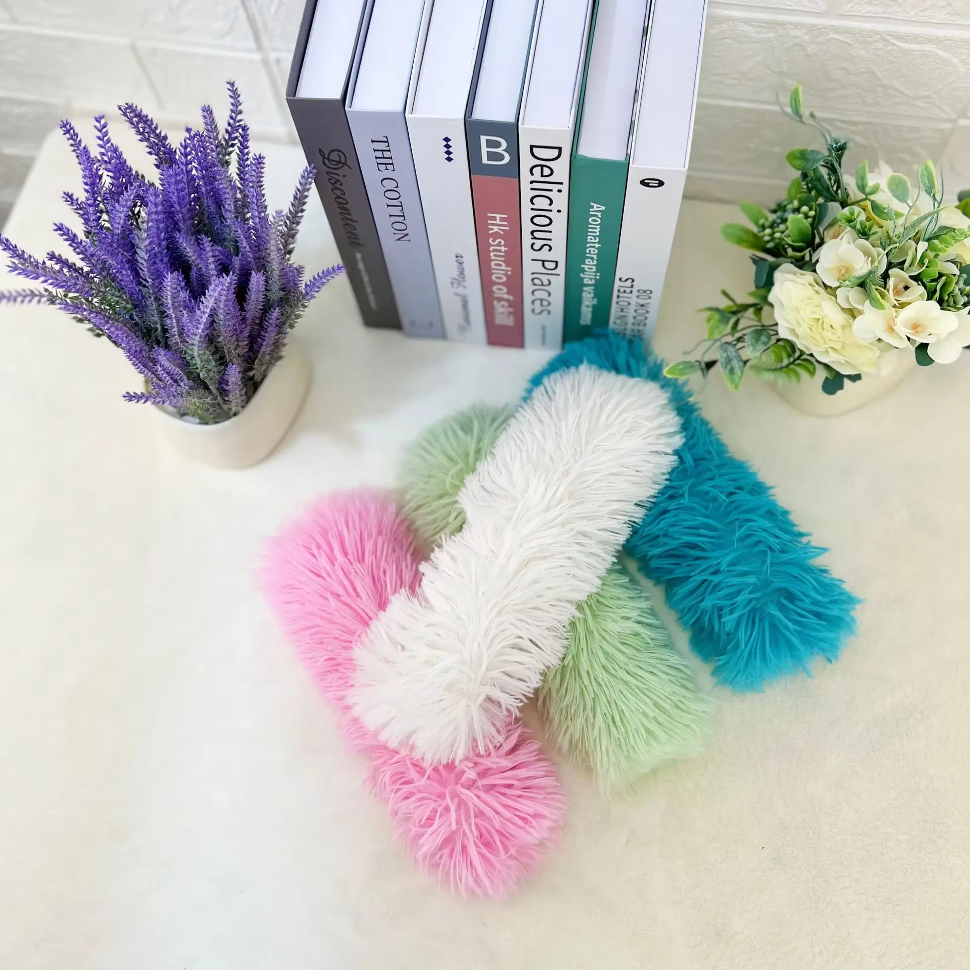 Juguete peluche para gatos con hierba gatera – Almohada de tiras interactiva - imagen 3