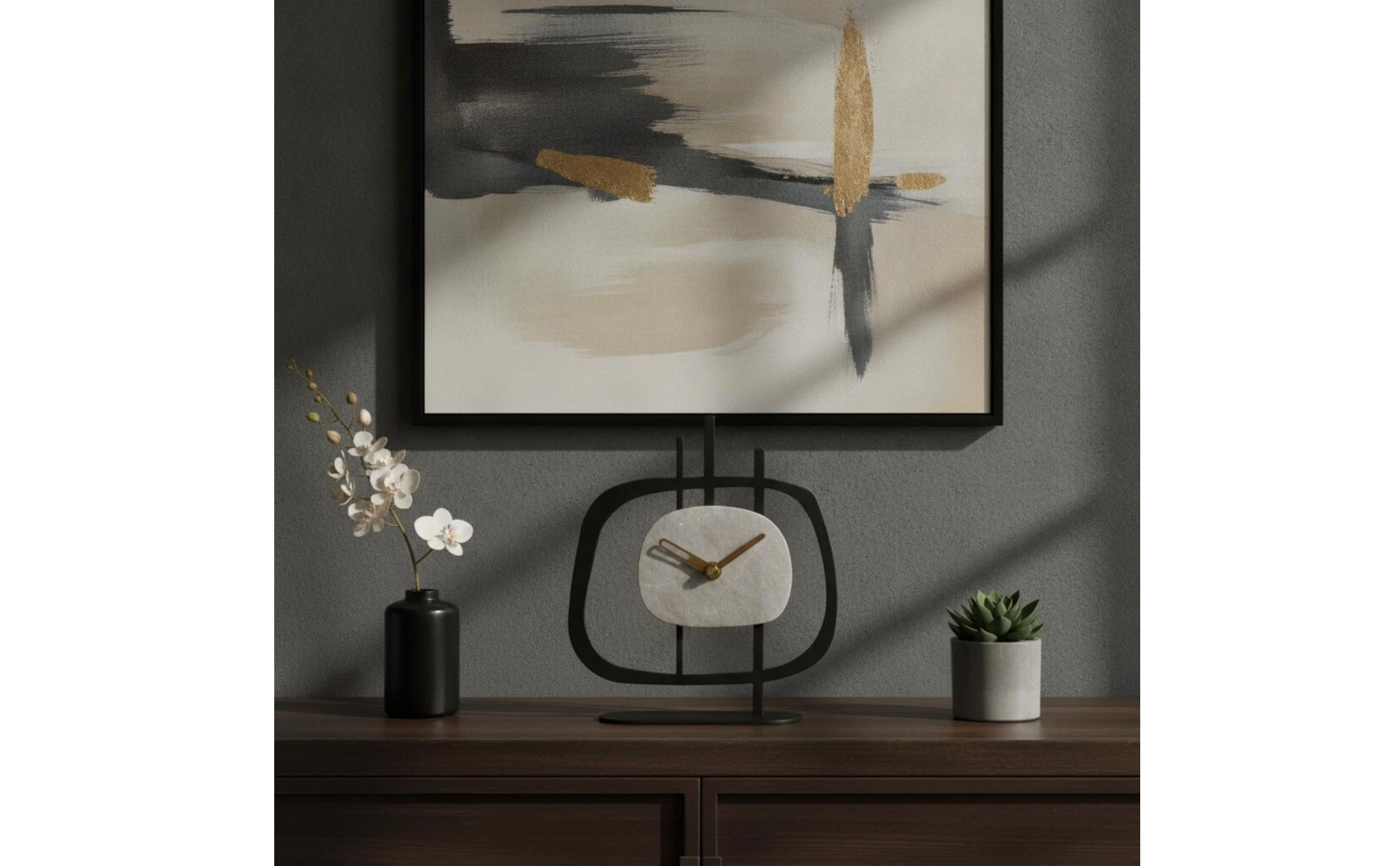 Reloj de mesa decorativo visto desde el lateral