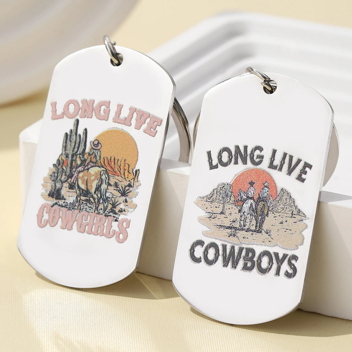 Llavero occidental de acero inoxidable con diseño western