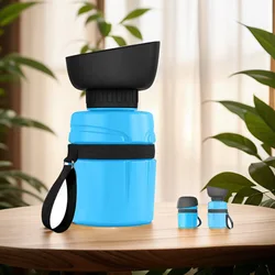 Botella de agua portátil para perros y gatos en exteriores