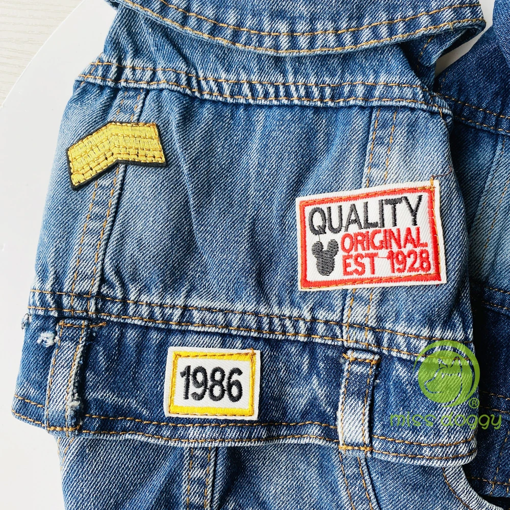 Mono vaquero retro para perros – look completo