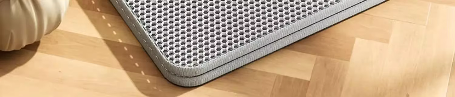 Alfombra con base antideslizante e impermeable vista desde abajo