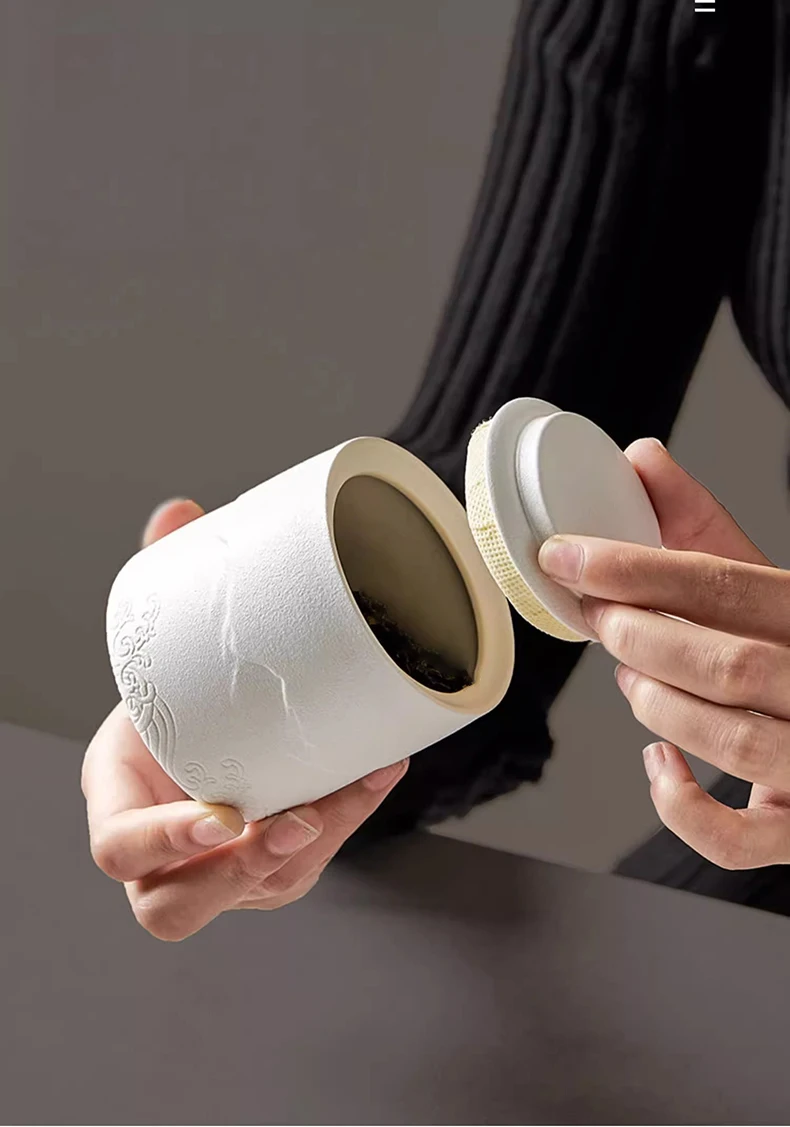 Diseño y detalle de la urna