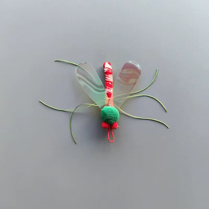Juguete de peluche insecto para gatos – Pack interactivo