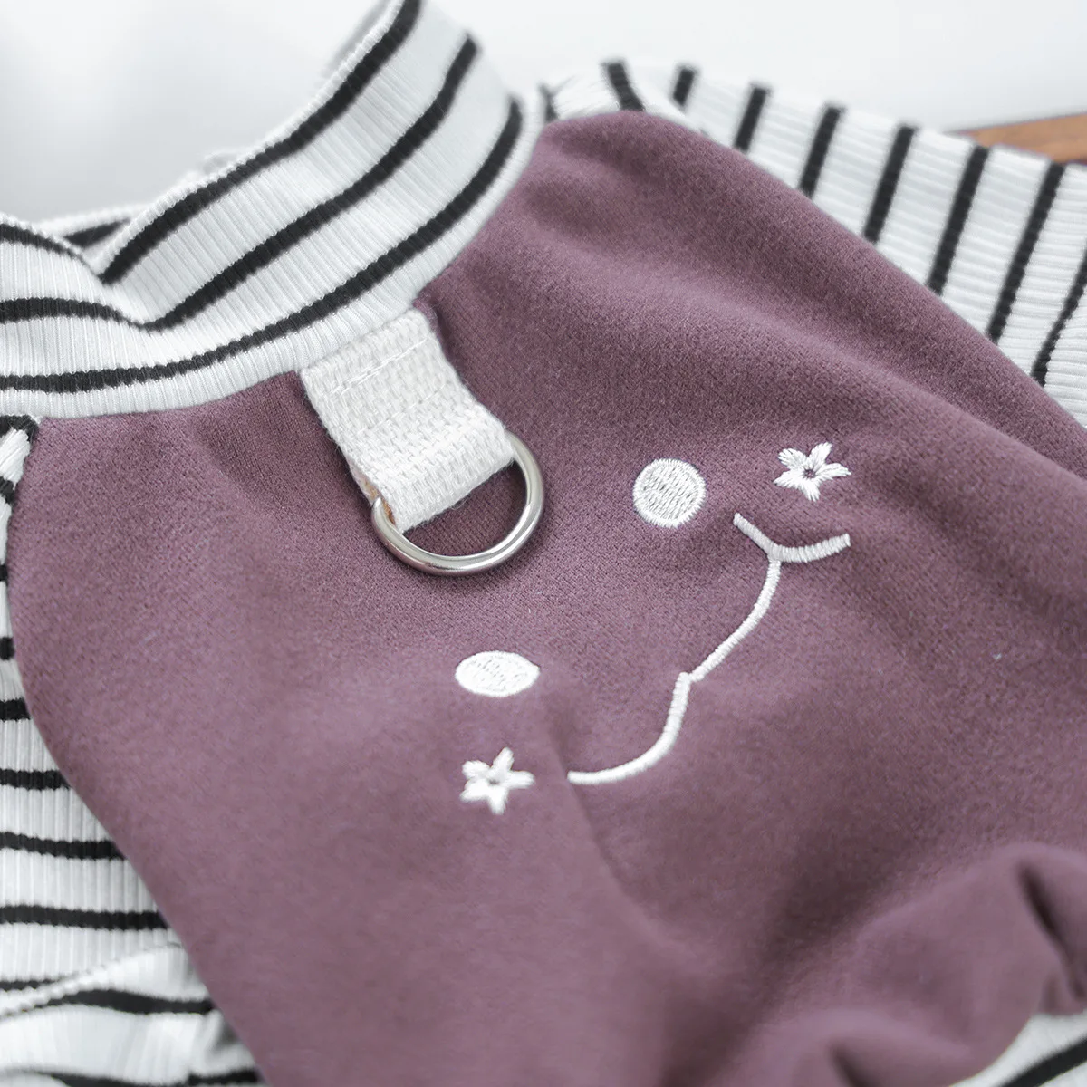 Jersey a rayas con capucha para perros pequeños - imagen 4