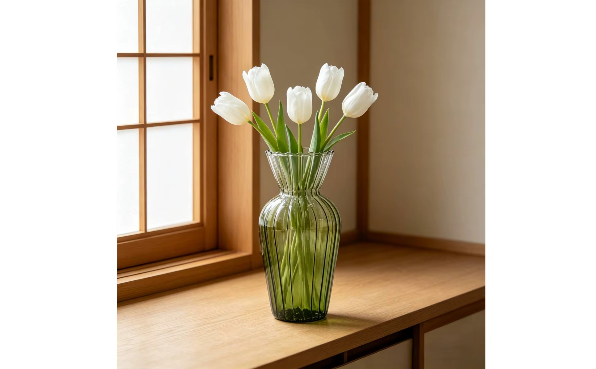 Composición con flores y estilo sencillo