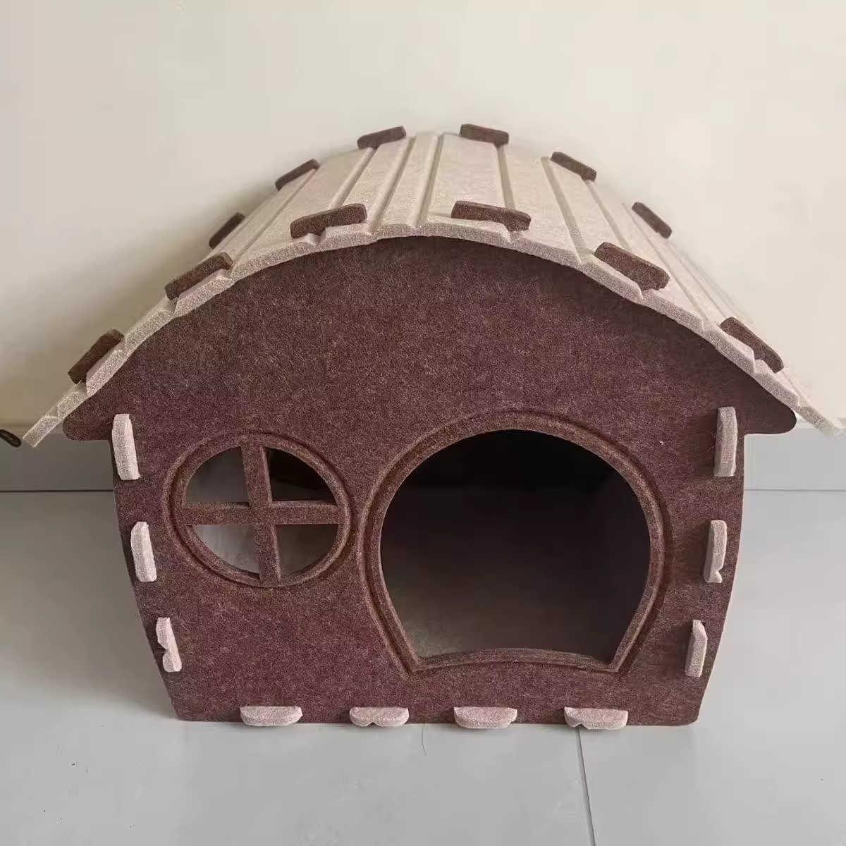 Túnel de fieltro para gatos y perros – Refugio todo el año