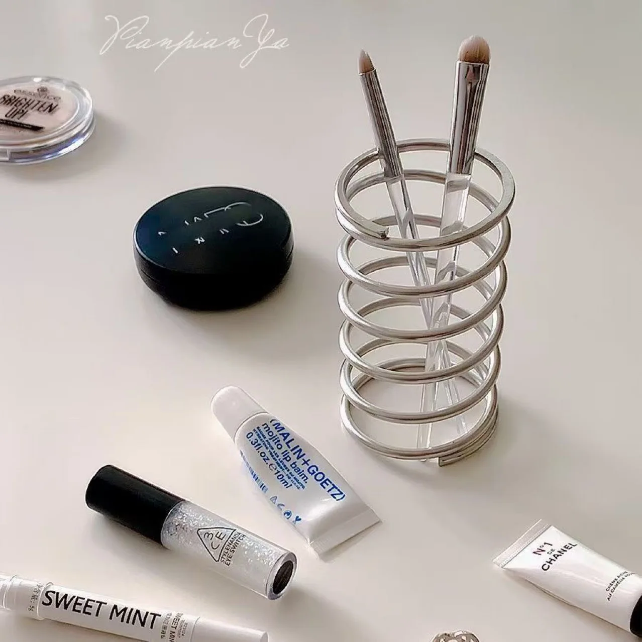 Soporte cepillos de dientes y maquillaje acero inoxidable – Estantería baño - imagen 2