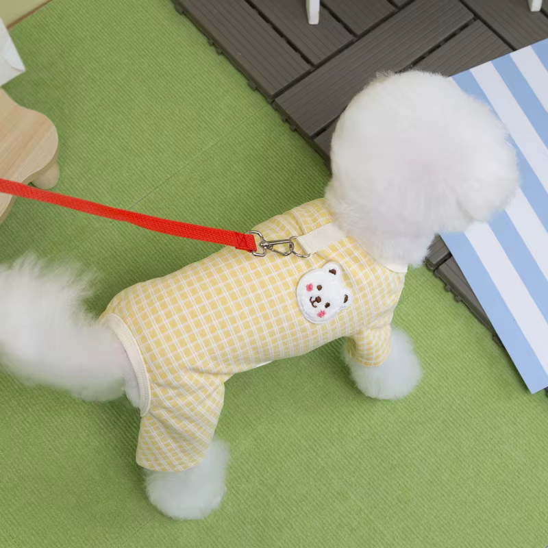 Mono a cuadros para perro y gato con parche de oso - imagen 3