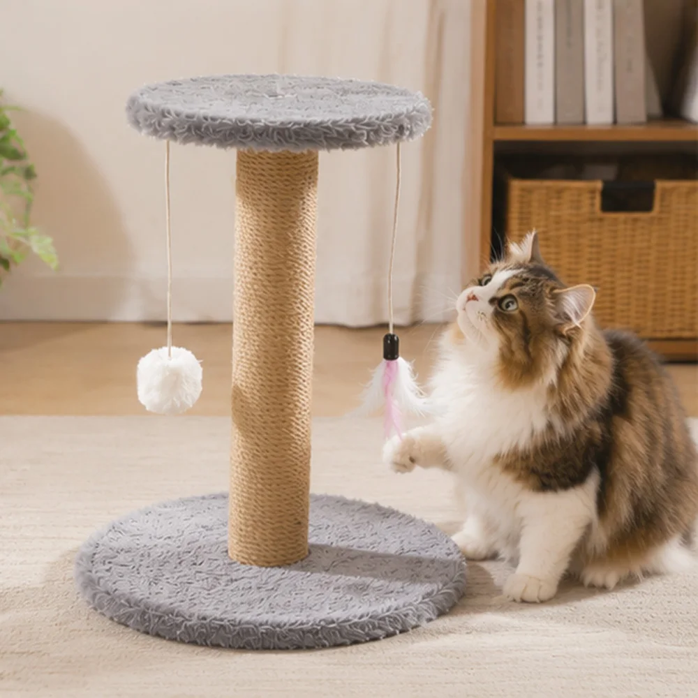 Rascador torre sisal natural para gatos con pompones y plumas