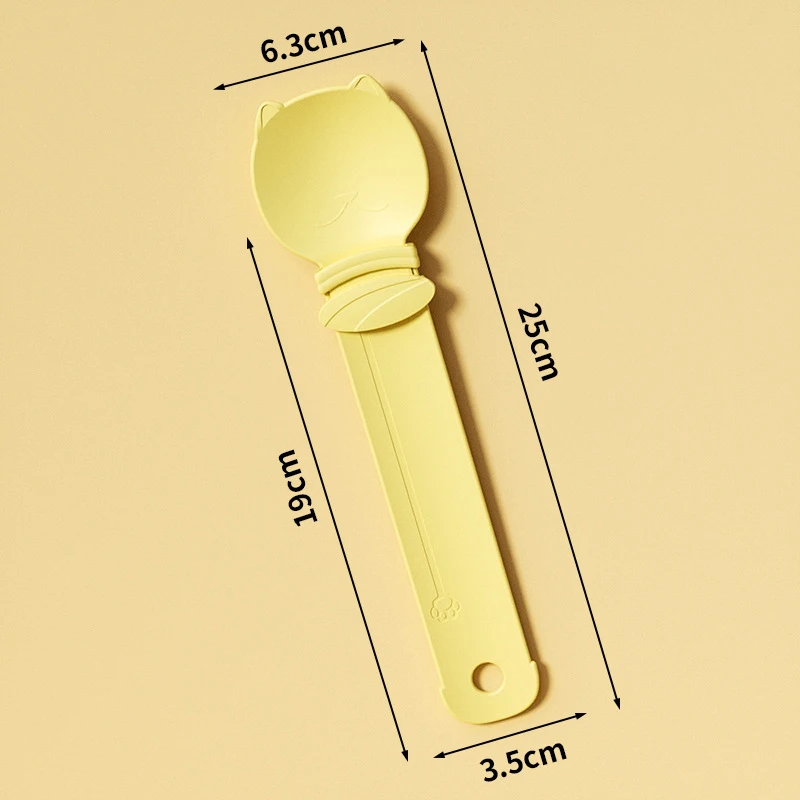 Cuchara dispensadora de pasta para gatos modelo verde