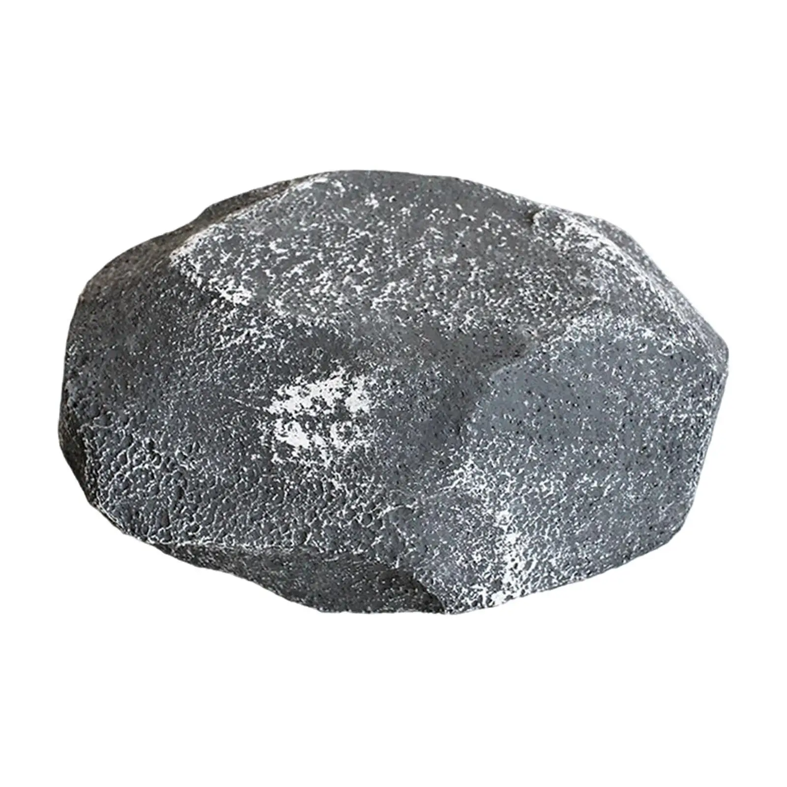Rocas decorativas en entorno natural