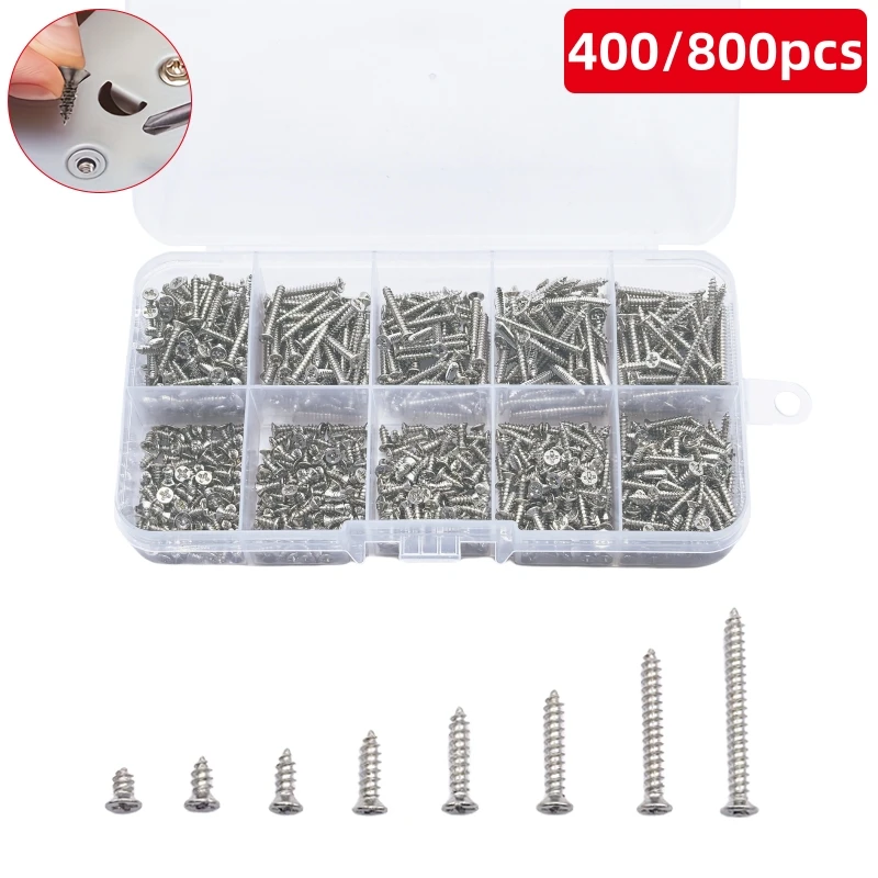 Variedad de tornillos del juego en bandeja organizada